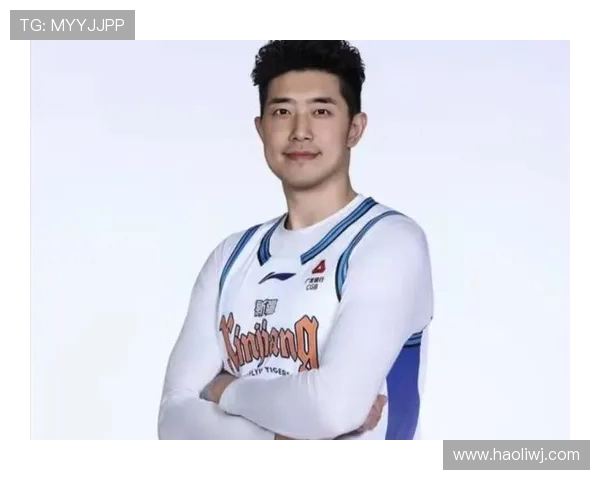 吴冠希：从青涩球员到CBA明星的成长之路与奋斗故事